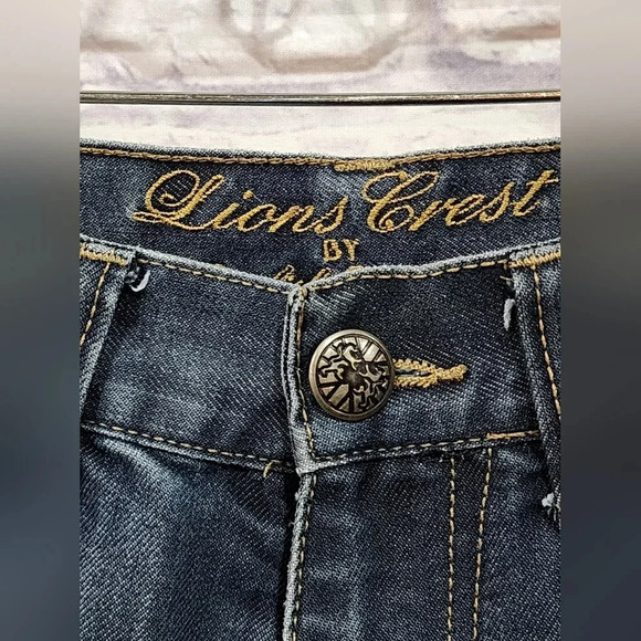 Lions Crest by English Laundry men's jean shorts with distressed, frayed hem. - Picture 3 of 6